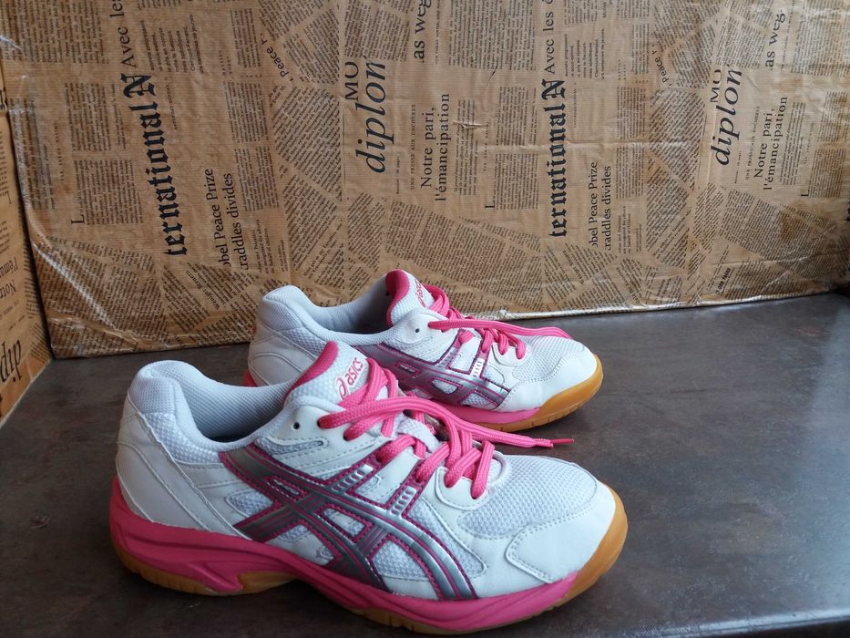 детски маратонки Asics,кецове,спортни обувки,асикс,ном.37,за момиче