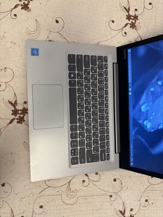 Продам ноутбук lenovo