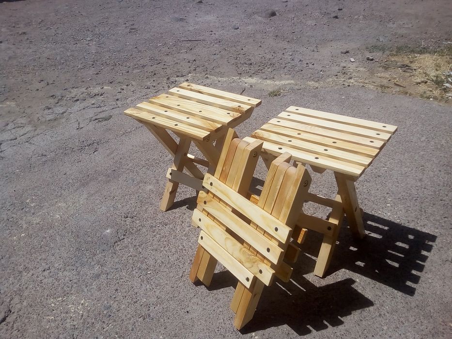 Продаются табуретки- трансформеры.