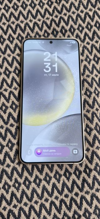 Samsung s24 128/8