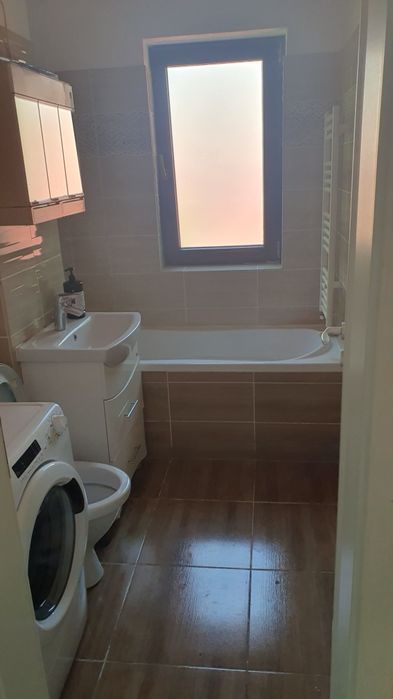 Închiriez apartament 2 camere în vila noua 7 apart  2 etaje