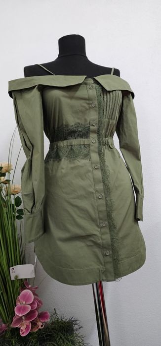 Rochie Self-portrait