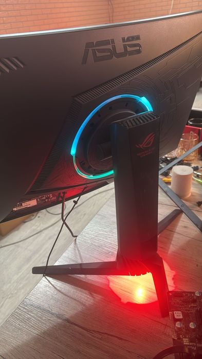 Продам мониторы Asus VG27VQ