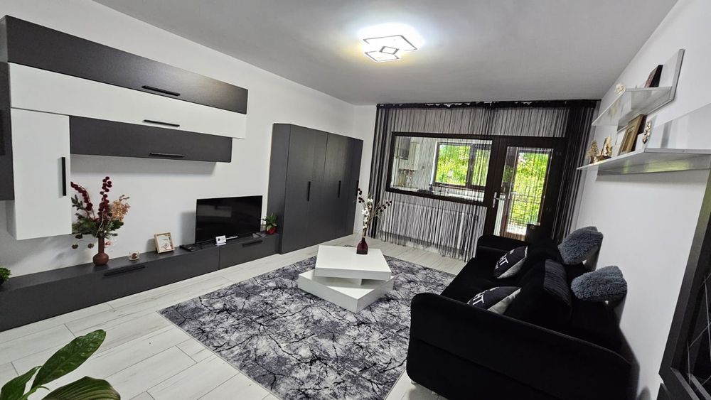 Inchiriez garsoniera regim hotelier