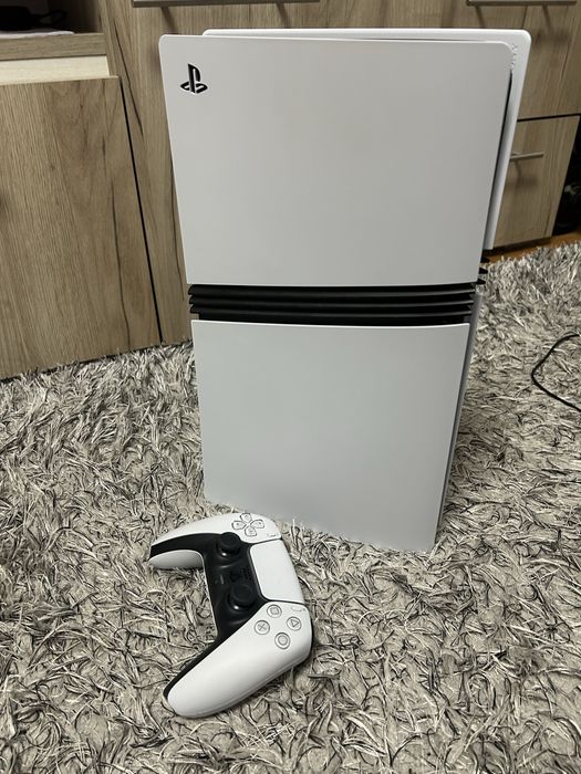 Vand PS5 Pro ca nou