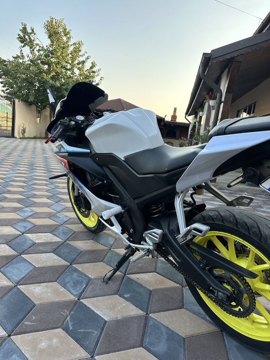 Yamaha YZF R125 2020 CUSTOM SHARK 12.000km