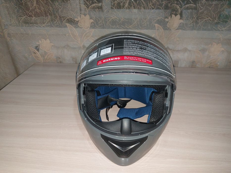 Обсолютно новый шлем