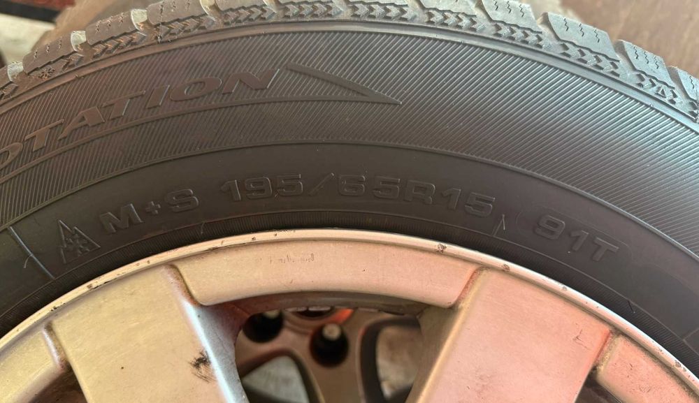 Roți iarnă 195 65 R15
