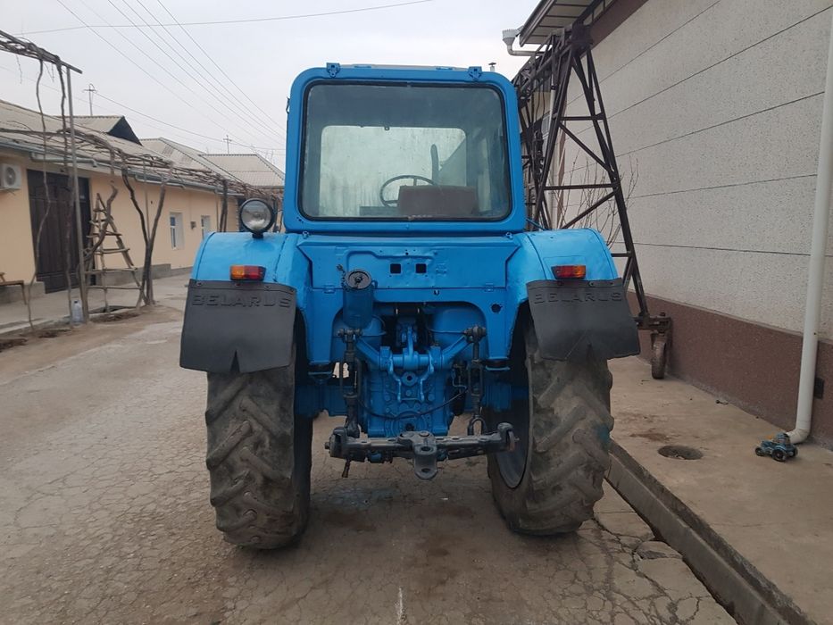 Traktor MTZ80 sotiladi