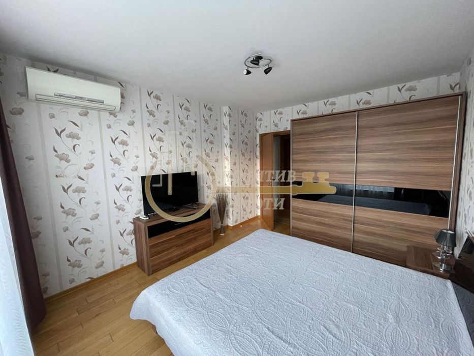 Дава се под наем Тристаен апартамент в София, Витоша - 130 кв.м за 1000 € - Снимка #8