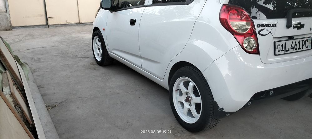 Спарк автомат в отличном состоянии