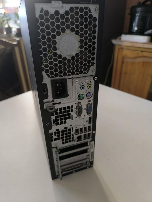 Компютър HP 4gb RAM
