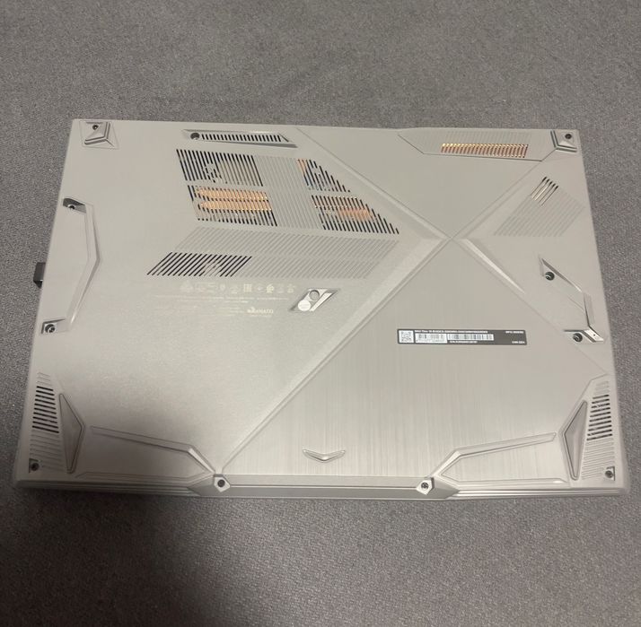 Msi thin 15 i5 12450h rtx 2050 negociabil