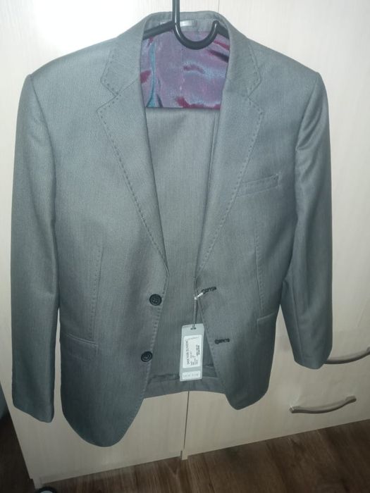 Костюм новый турецкий