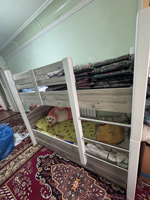 Mebel sotiladi yengi xechqanday muommosi yoq