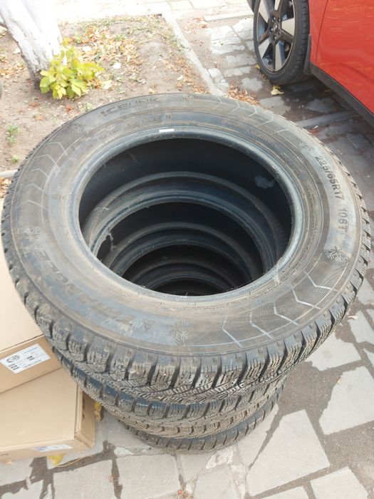 Продам зимние шины