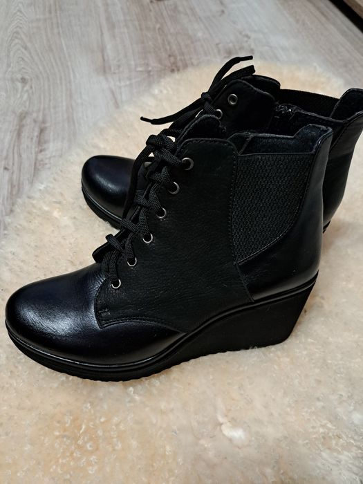 Дамски леки боти