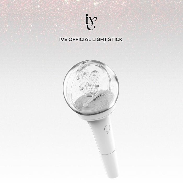 Чисто нов! Официален lightstick на IVE