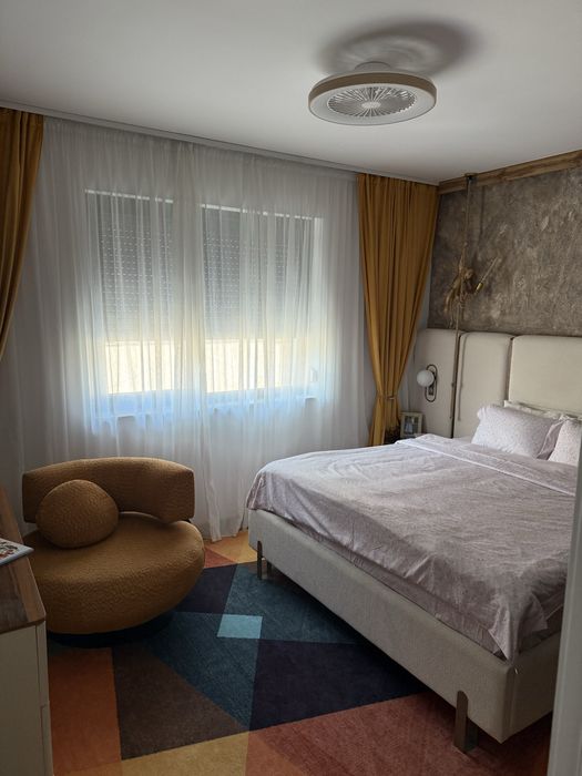 Vand casa toamnei Bragadiru