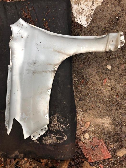Крыло правое на прадо 150