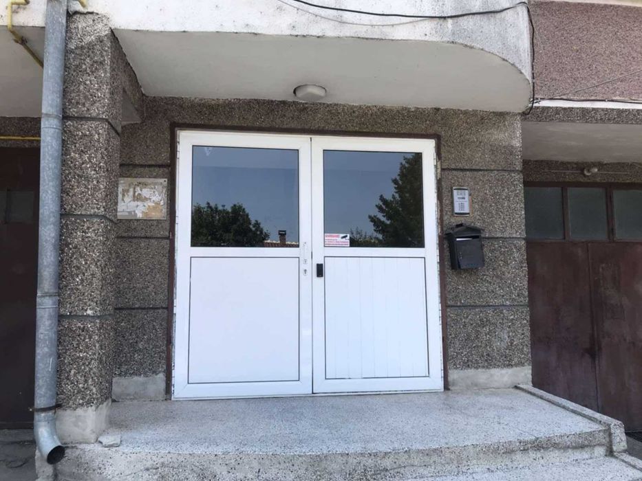 под наем -ж.к. Сторгозия 1 - боксониера
