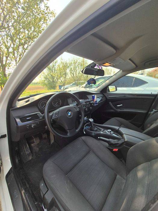 BMW Seria 5 Facelift 2009 LCI | Schimb cu Echipamente DTF / Broderie