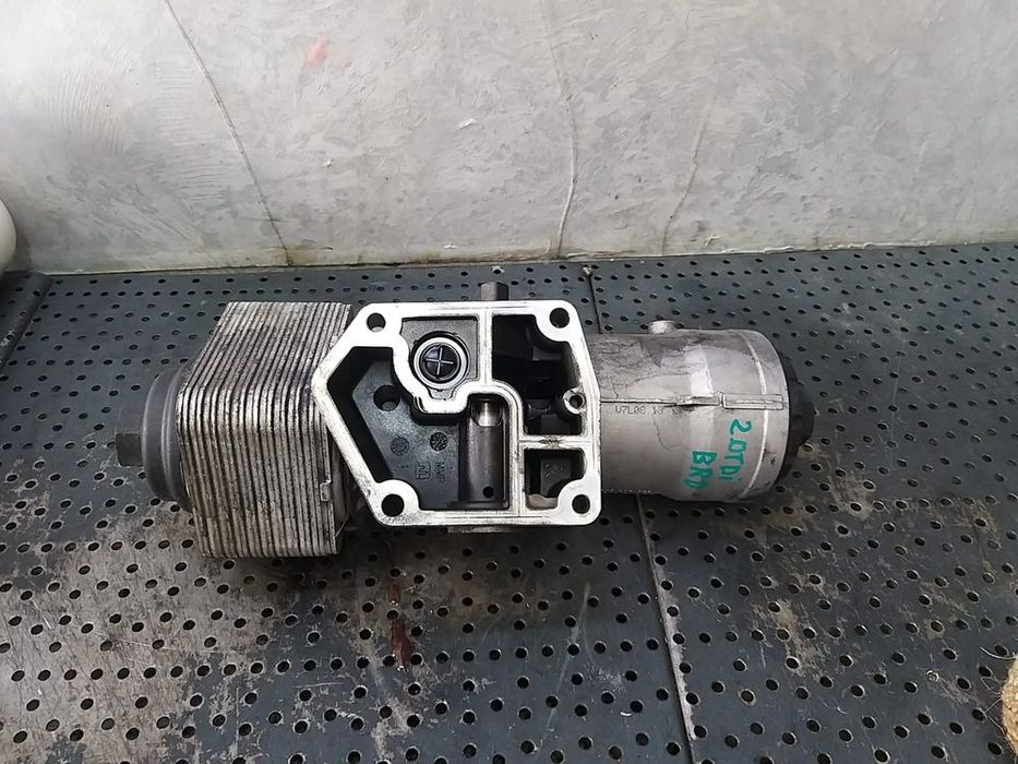 Carcasa filtru ulei 2.0 tdi audi a4 b7 8e 045115389j
