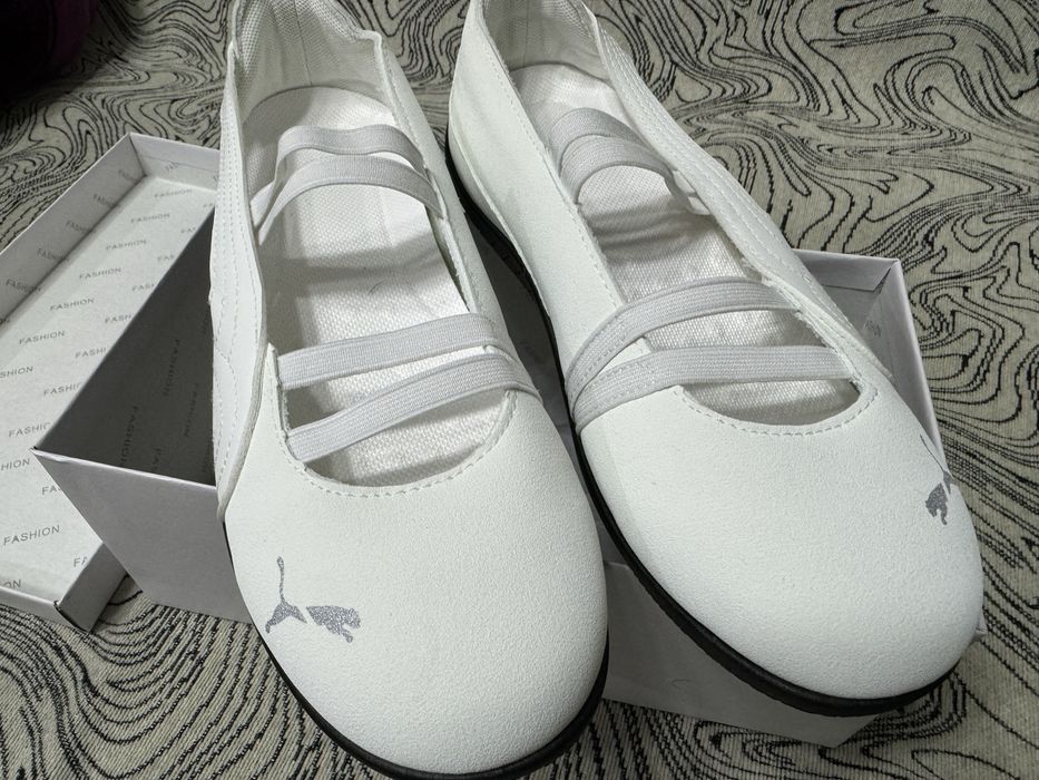 Балетки белого цвета Puma