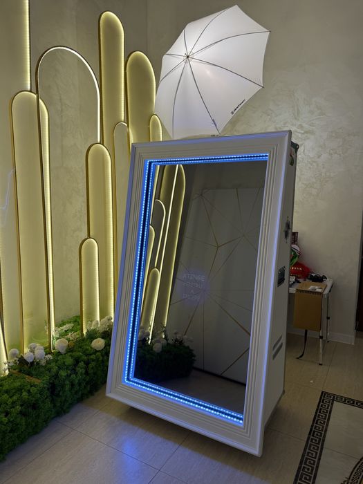 Oglinda magica/ cabina foto / fum greu pentru dansul mirilor