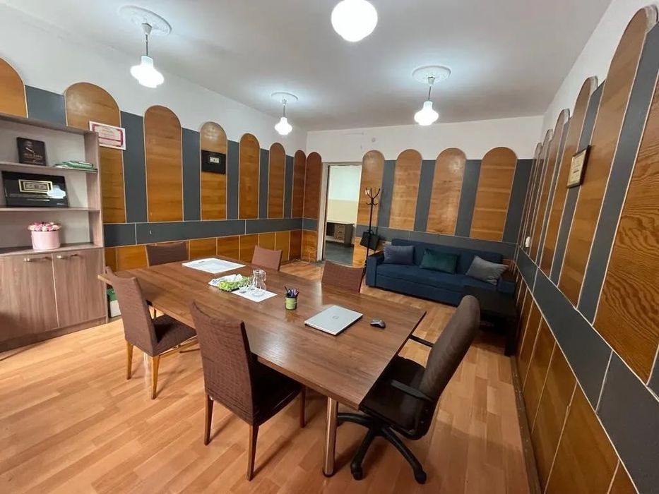 Продам офисную мебель