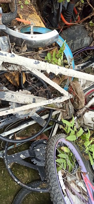 2  betoniere ptr piese