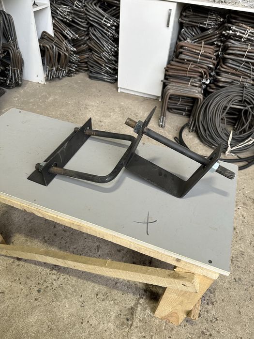 Кронштейн У 1