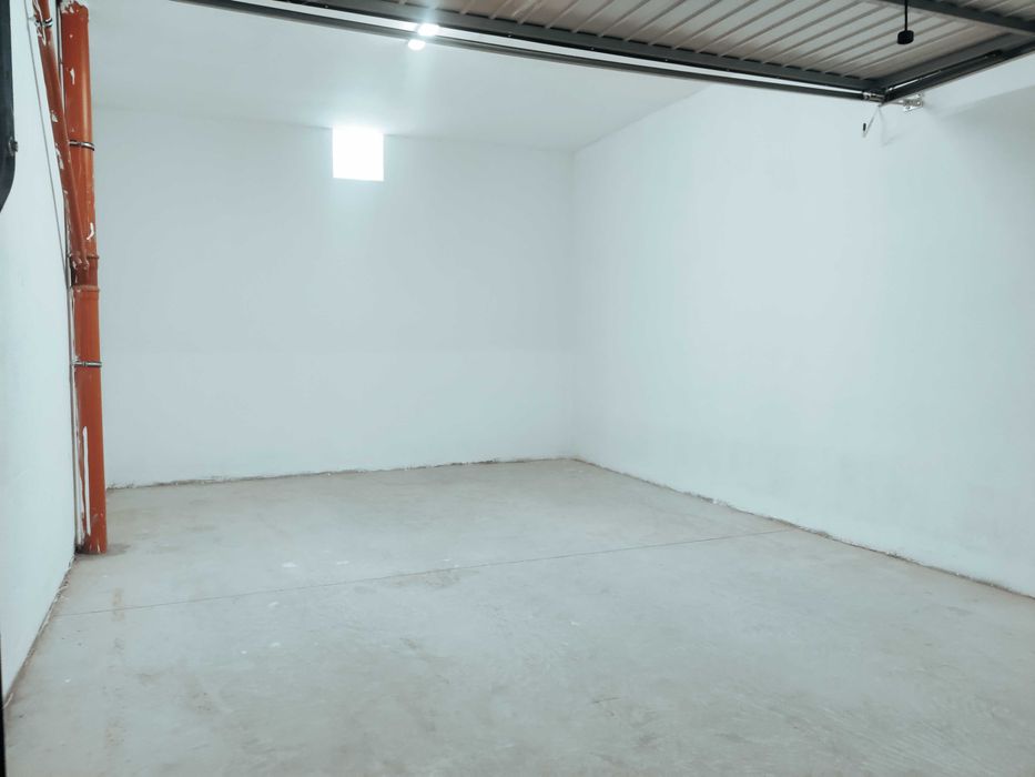 Дава се под наем Гараж / Паркомясто в София, Свобода - 19 кв.м за 163.2 € - Снимка #4