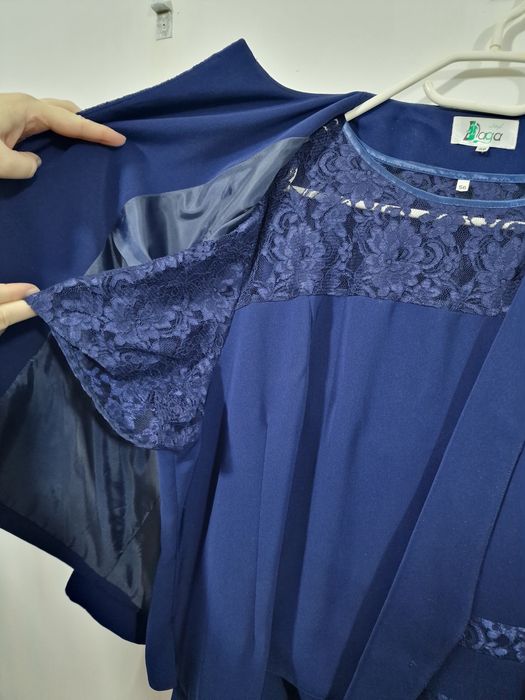 Costum de femei elegant