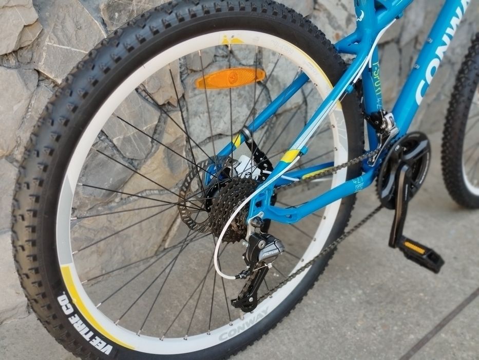 Bicicleta mountain bike pe 27.5 Germania