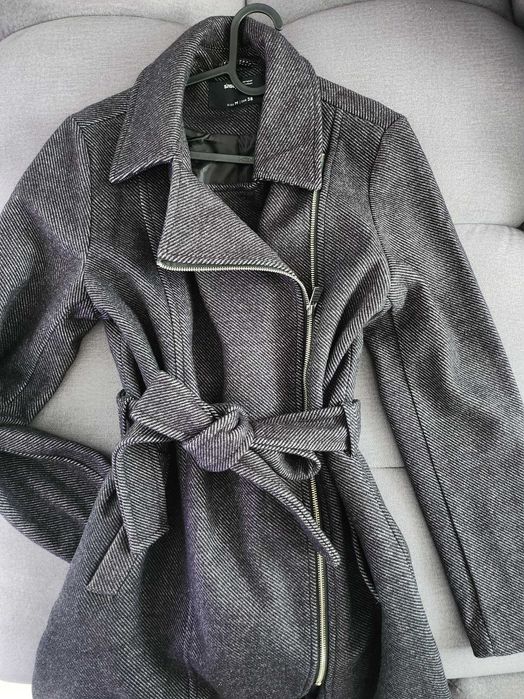 Чисто ново палто