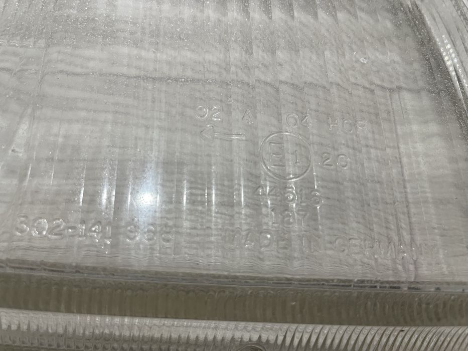 Стекла фар фольцваген пассат б4