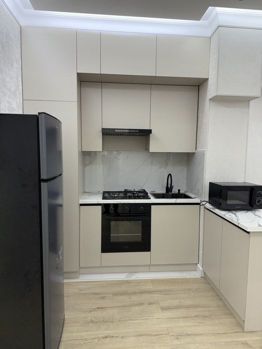 Сдаётся абсолютна новая 2-ком-я кв-а в Сергели на против Машина базара