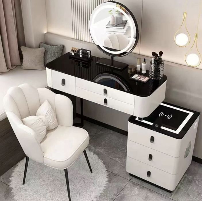 Masuță machiaj cu oglindă și scaun