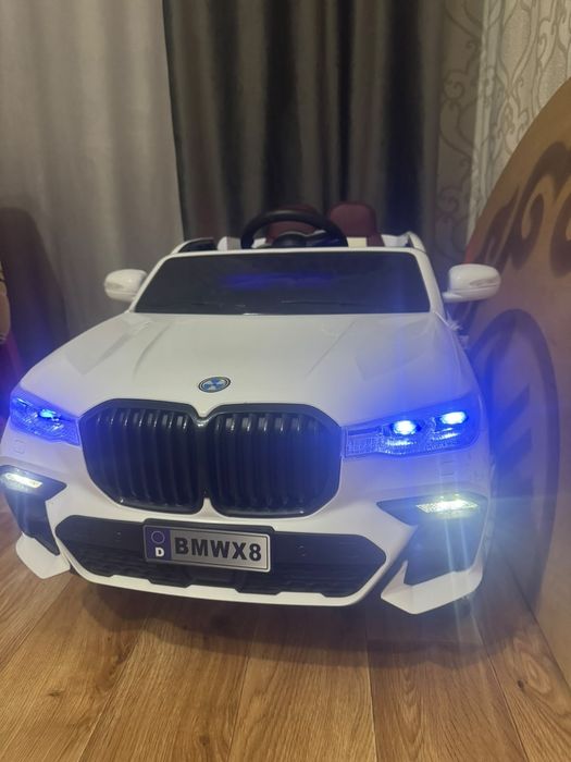 Продам детскую машину