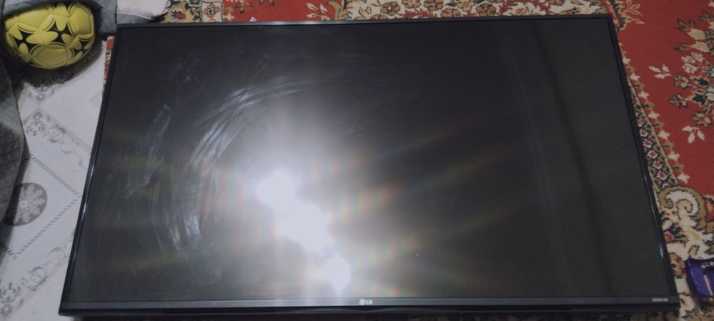 Продам телевизор Lg