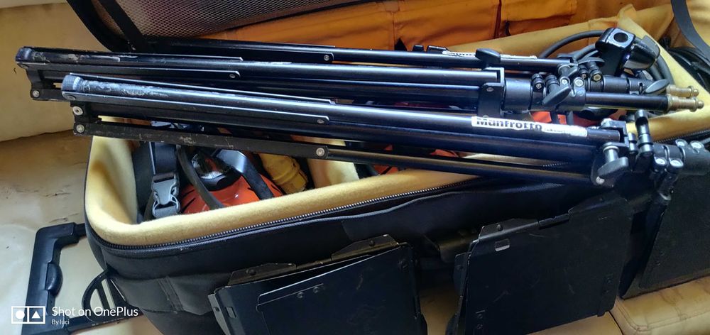 Trusa Lumini Cosmolight Cosmobeam 800w