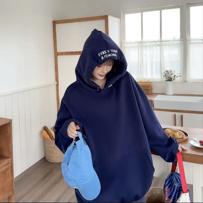 Стильная oversize толстовка