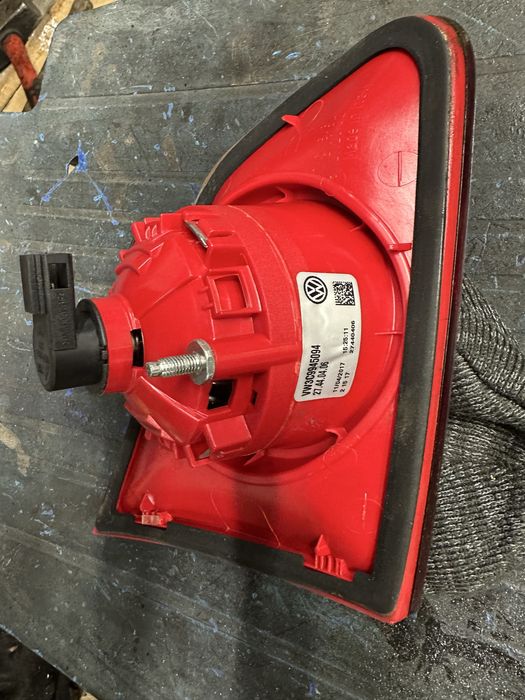 Вътрешен стоп пасат б6 десен   перфектен 2006г