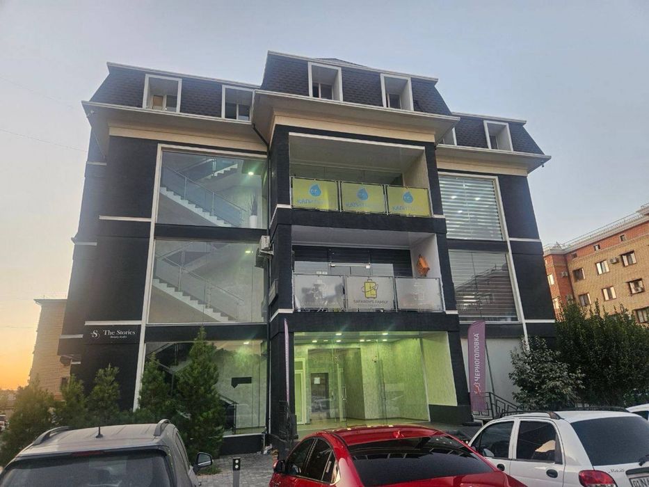 Здание Ул. Фаргона Йули 3692 м2