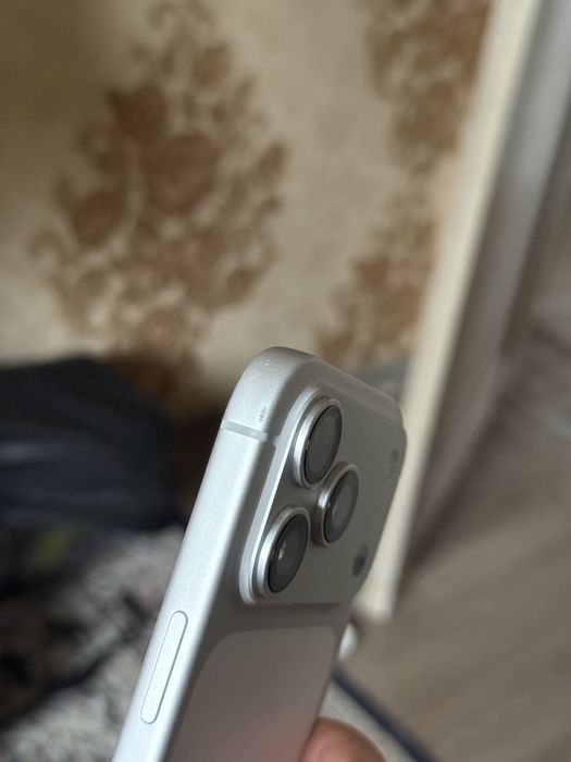 Айфон 17 про с гарантией