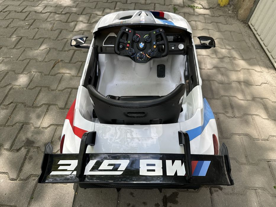 BMW M8 GTE детска електрическа количка