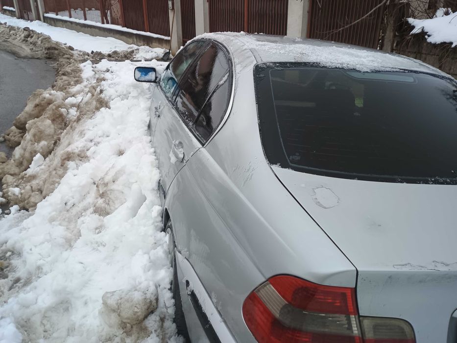 Vând BMW E46 2.2 benzina
