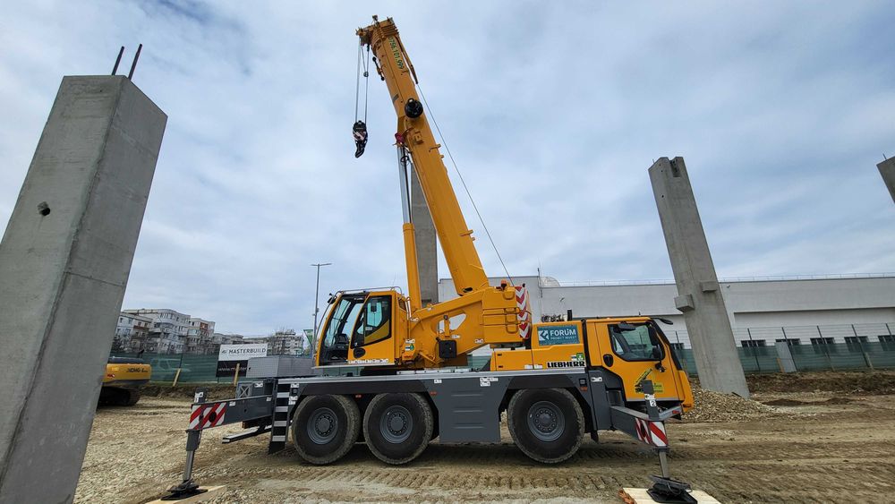 Inchiriez Macara LIEBHERR 60t 48m - Pitesti - Arges