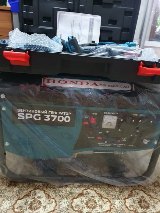 Продам Бензиновый генератор STALKER SPG-3700